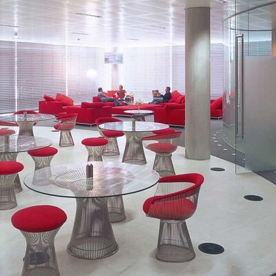 VIP White Black Metal Mesh Dining Chairs Outdoor Luxury Lounge Waiting Room